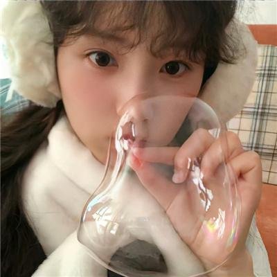 触不到的爱恋